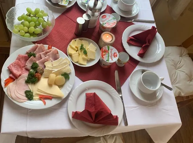 Guest house Lindenhof 3*