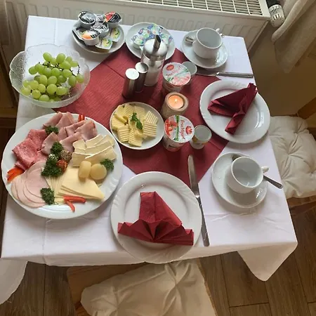 Guest house Lindenhof 3*